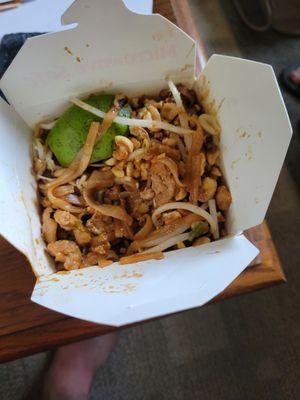 Chicken Pad Thai