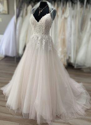 Dreamy gown!