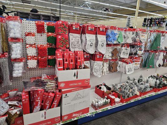 Xmas stuff is spreading like the wild fires