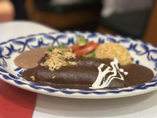 Enchiladas de Pollo en Mole