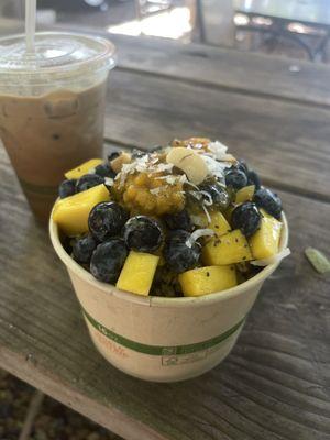 Açaí bowl