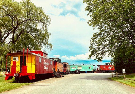 Red Caboose Motel & Casey Jones Restaurant