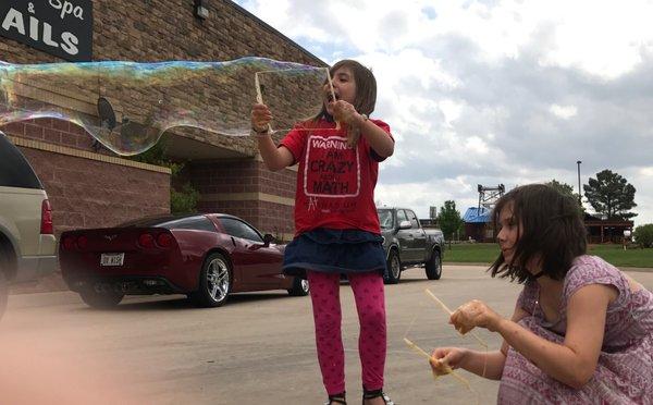 Making giant bubbles!