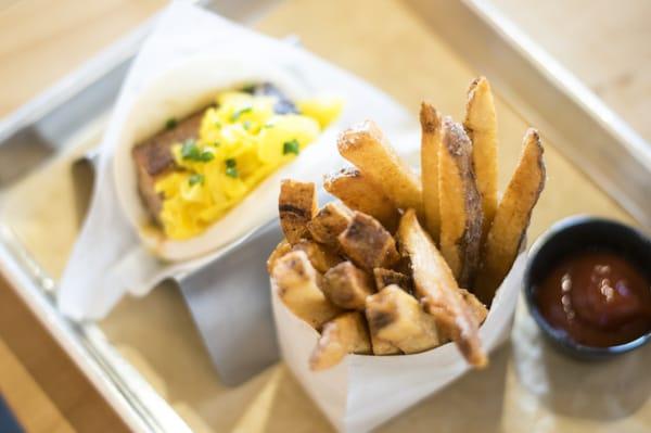 Miso pork steamed bun with panda fries