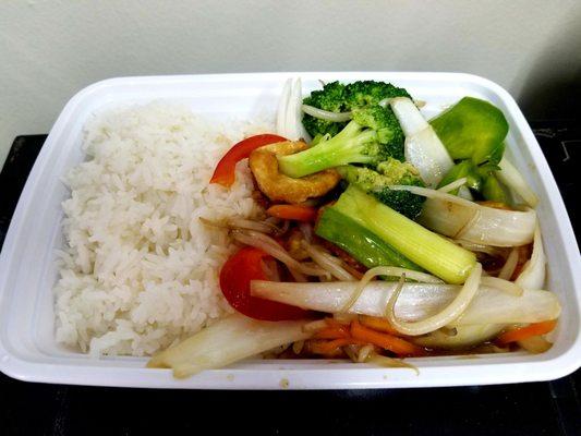 Tofu with Mixed Vegetables and Rice