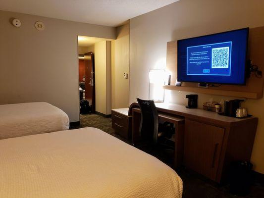 Our Room at Courtyard by Marriott Cincinnati Covington