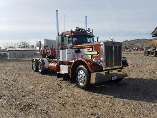 1969 Peterbuilt conventional cab big rig.