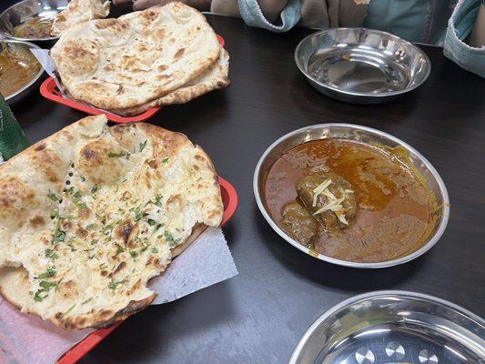 Garlic Naan and Beef Nihari