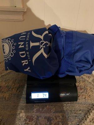 Weight of Rinse and Roll Laundry bag.