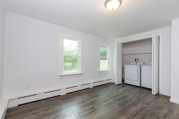 Family room with Pewter Oak Pergo flooring