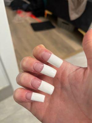 4 K Nails