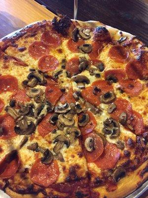 14" pepperoni and mushroom