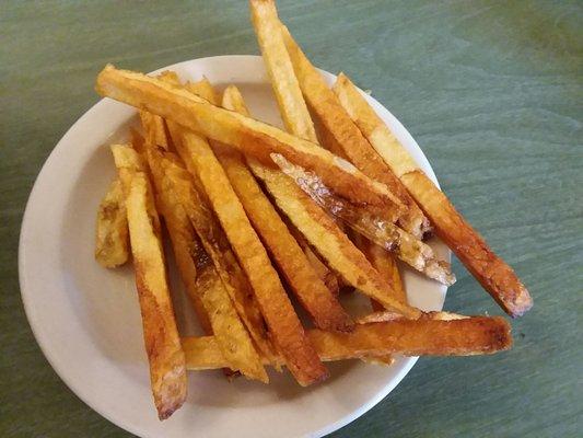 Fries. I'm not is fried good fan, but I ate a couple. Decent.