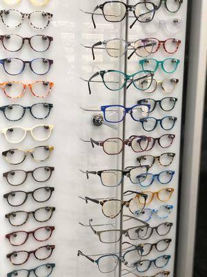 Looking for a truly unique look! Create your own look with iGreen frames!