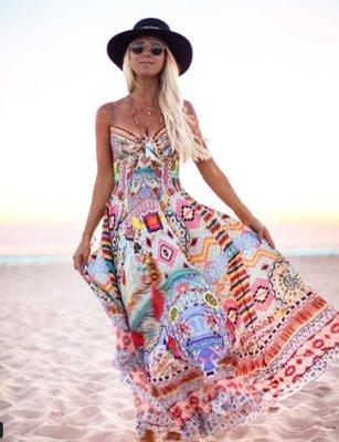 Stunning dress, feel like a princess in this flirty colorful sun dress, great with a denim jacket or perfect on its own.