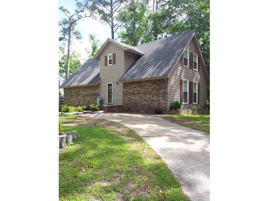 103 Cedar Creek Lane, Havelock, NC is a 2 bedroom 2 bath furnished waterfront home close to MCAS Cherry Point...