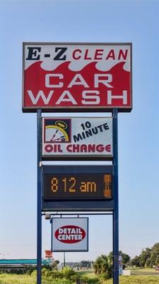 E-Z Clean Car Wash Sign in Dade City