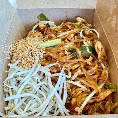 Chicken Pad Thai