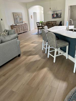 Roberto's Flooring Installations & Remodeling