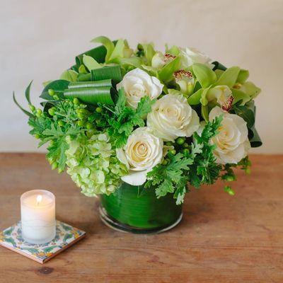 Chic Green and White Arrangement- PREMIUM Dinner Table sized