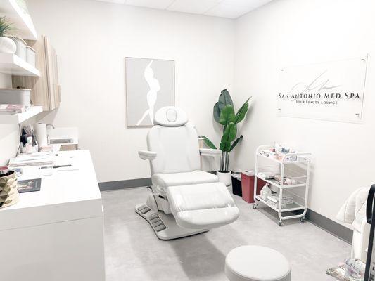 This is where the magic happens. 
#sanantoniomedspa #alinawhite #aesthetics