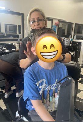 Great haircuts and patient with kids!