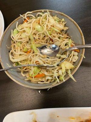 Veg hakka noodles