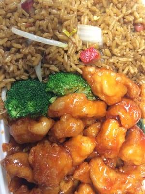 Lunch Special General Tso's Chicken with pork fried rice and a can soda,only $6.97