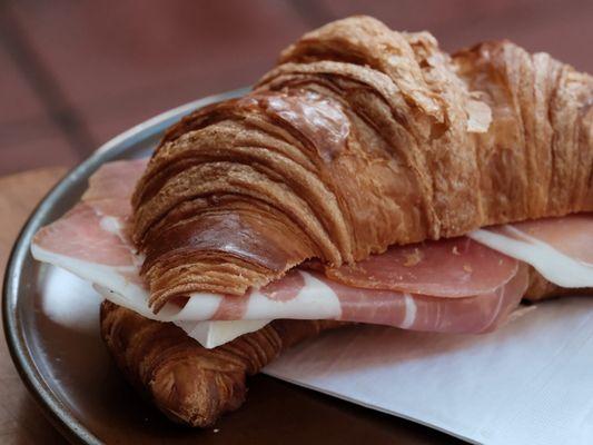 BRIE & PROSCIUTTO Croissant Sandwich