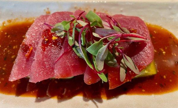 Maguro Crudo - Another must-have item off the menu!!