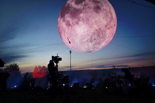 Cinematic Multicamera Filming of Glastonbury Live at Worthy Farm