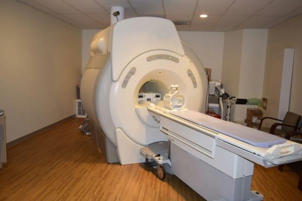 GE 1.5T MRI