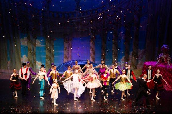 Curtain Call - BTC's 2018 The Nutcracker