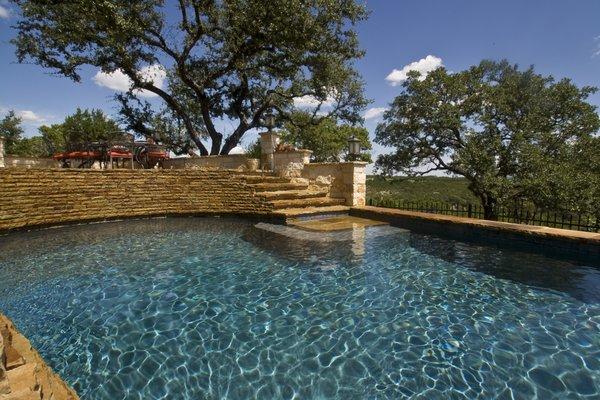 Let us help design the pool installation of your dreams!