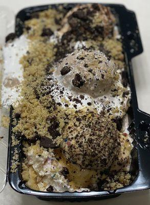 Delivery Banana Split messy but it's DIVINE!! Rocky road,vanilla,Bday cake,caramel, fudge,walnuts,oreos,marshmallow...fluffy ice cream :D