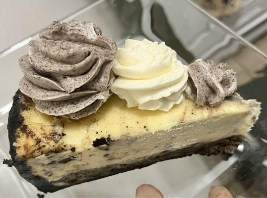 "Five Minute Party" Oh My Oreo Cheesecake - Cake Slice