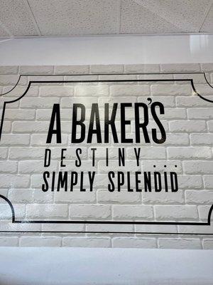 Logo at Simply Splendid - IG @foodandpooch