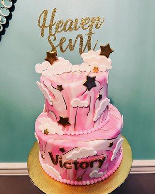 Baby shower cake