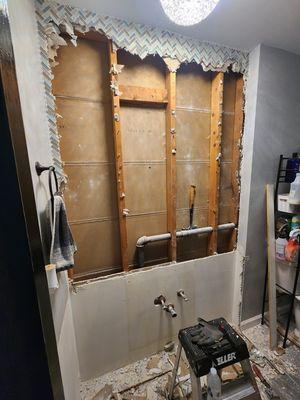 Bathroom back splash removal