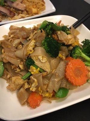 Pad see yew (ordered mild).