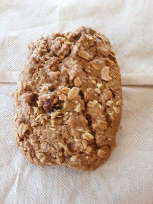 Oatmeal raisin cookie, with great texture. Can't wait to try it