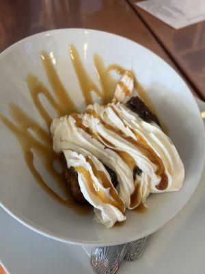 Sticky toffee pudding