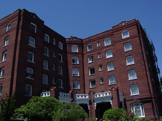 Alexandra Court Apartments