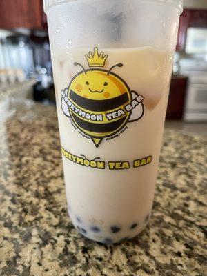 Caramel milk tea