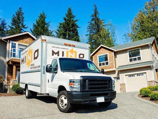 Local move. Movers at work. 
  MINO Moving Company | Moving Service in Los Angeles