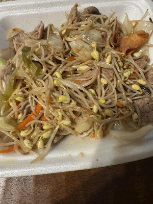 This is what they called chop Suey. This was the worst Chinese food I have ever eaten. I gave it a big two thumbs down worst ever.!!!