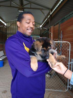 Daddy Waters finally has his German Shepherd