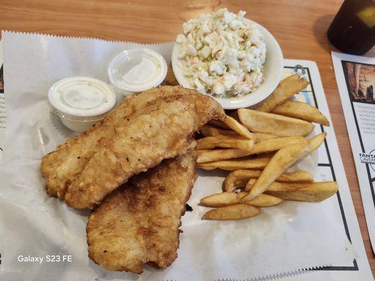 Plates 1 of the best Walleye you will ever eat outside of Minnesota or Canada. Awesome. Get here soon