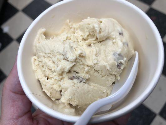 Single scoop of Butter Pecan