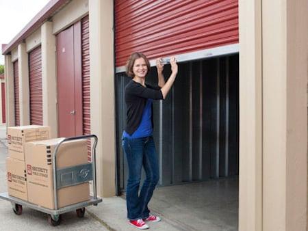 Drive-up Self Storage in Richmond